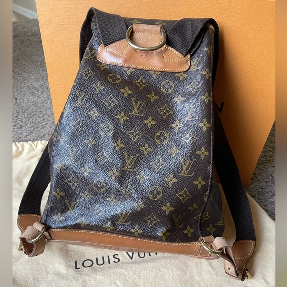 Louis Vuitton Monogram Montsouris GM Backpack - Picture 4 of 17